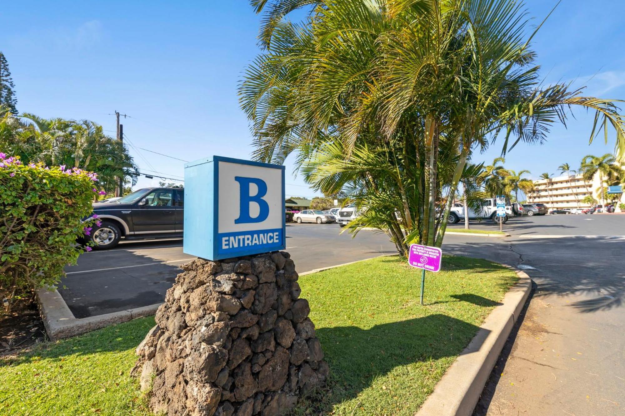 Maui Sunset Aparthotel Кихеи Екстериор снимка