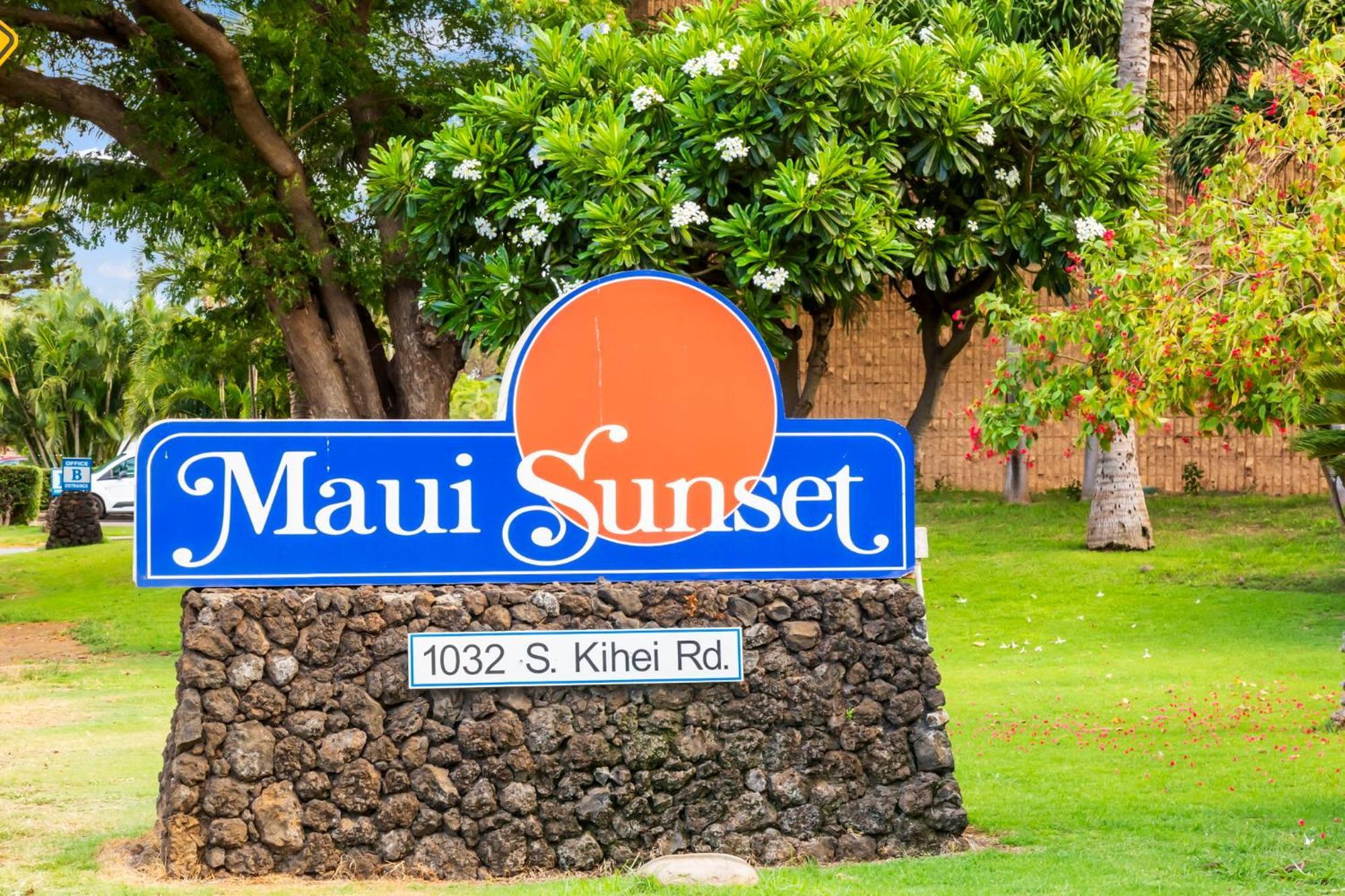 Maui Sunset Aparthotel Кихеи Екстериор снимка